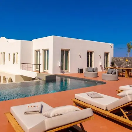 Glorious Santorini Villa Villa Imrahil 2 Bedrooms Breathtaking Sea View Ormos Athinios